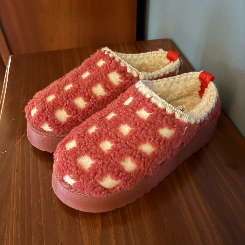 Midnight Lunch Alpine Slipper Signature Red Size 8 EU 38 Jackson Hole